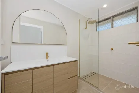 42 Crocker St, Kirwan, QLD 4817