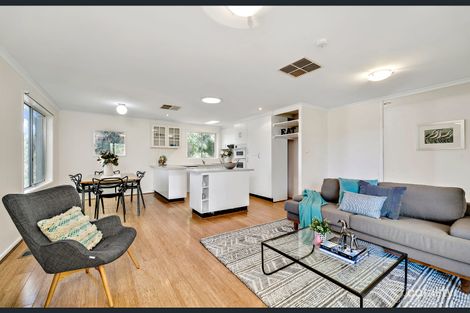 Property photo of 35 Elizabeth Crescent Macquarie ACT 2614