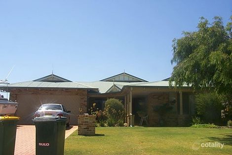 36 Paradise Cct, Halls Head, WA 6210