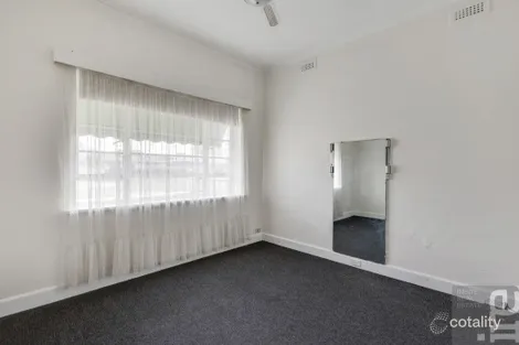 Property photo of 18 Kanana Crescent Wangaratta VIC 3677