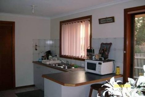 Property photo of 7A Pinnaroo Circuit Meadow Heights VIC 3048