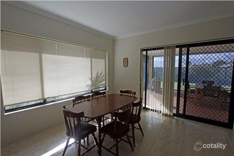Property photo of 8 Sandbridge Way Meadow Springs WA 6210