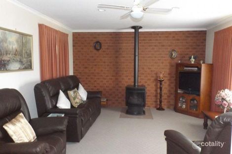 Property photo of 12 Shiraz Crescent Corowa NSW 2646