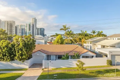 2/2 Deodar Dr, Burleigh Heads, QLD 4220