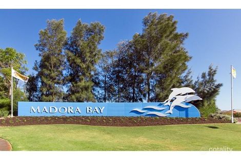 Property photo of 10 Elderslie Rise Madora Bay WA 6210