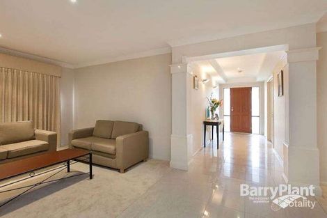 Property photo of 170 Keylana Drive Keysborough VIC 3173