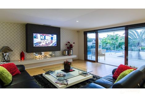 Property photo of 8 Donegal Crescent Bundall QLD 4217