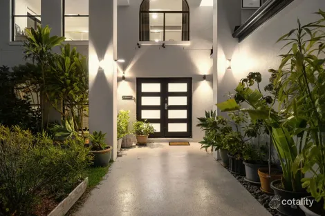 Property photo of 21 Drovers Place Sumner QLD 4074