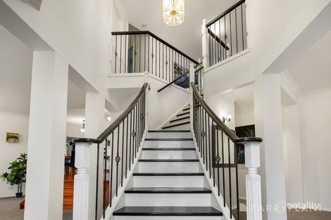 Property photo of 12 High Tor Mooroolbark VIC 3138