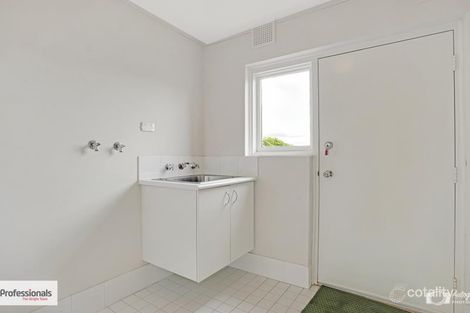 2/9 Albourne Way, Balga, WA 6061