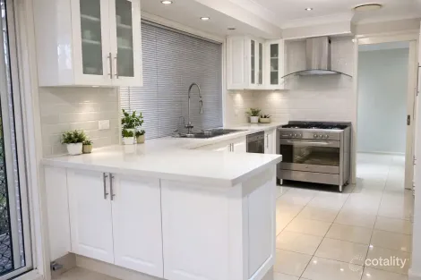 Property photo of 26 Flinders Crescent Hinchinbrook NSW 2168