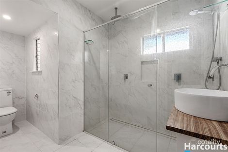 Property photo of 42 Jones Road Carina Heights QLD 4152
