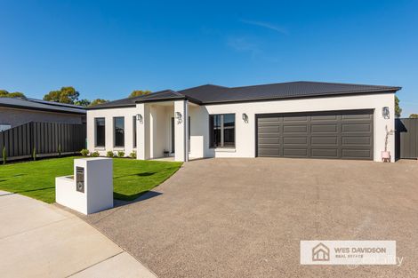 Property photo of 29 Seater Close Horsham VIC 3400