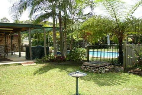 15 Tallawong Cl, Beerwah, QLD 4519