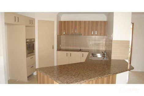 Property photo of 8 Winston Court Landsborough QLD 4550