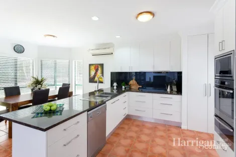 Property photo of 26 Hereford Crescent Carindale QLD 4152