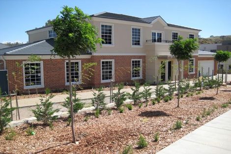 Property photo of 3 Akame Circuit O'Malley ACT 2606