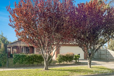 24 Cottswold Ave, Narre Warren, VIC 3805