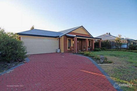 Property photo of 9 Pinegrove Drive Ellenbrook WA 6069