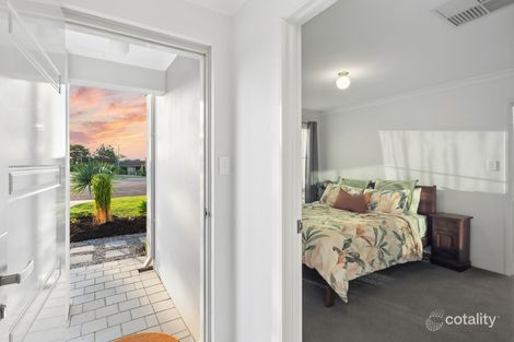 Property photo of 14 Staff Court Beldon WA 6027