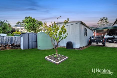 Property photo of 8 Dewpoint Crescent Hampton Park VIC 3976