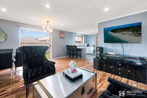 Property photo of 2/1 Wills Court Cranbourne North VIC 3977