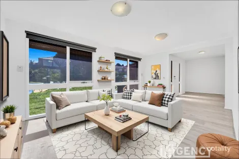 Property photo of 11 Georgette Crescent Endeavour Hills VIC 3802