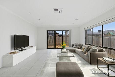 Property photo of 16 Carnegie Road Point Cook VIC 3030