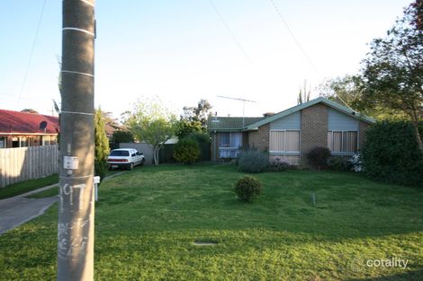 29 Sandringham Pde, Newtown, VIC 3220