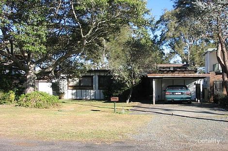 100 Diamond Head Dr, Budgewoi, NSW 2262