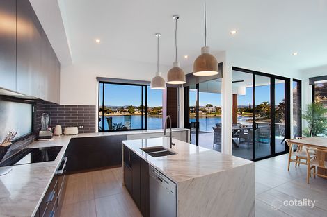 Property photo of 203/19 Albert Avenue Broadbeach QLD 4218