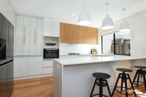 Property photo of 1/223A Mackenzie Street Centenary Heights QLD 4350