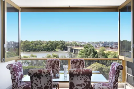 741/2 Mill Park St, Rhodes, NSW 2138