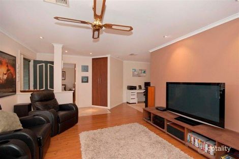 Property photo of 22 Saint Alfred Drive Parafield Gardens SA 5107