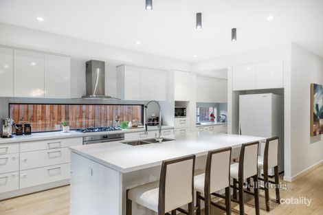 Property photo of 50 Locksley Road Chirnside Park VIC 3116