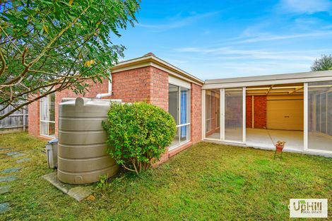 Property photo of 18 Bellbrae Crescent Cranbourne West VIC 3977