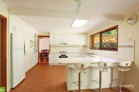 Property photo of 20 Sea Foam Avenue Thirroul NSW 2515