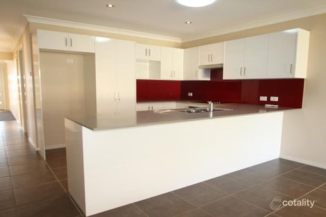 Property photo of 2/135 McMahon Way Singleton Heights NSW 2330