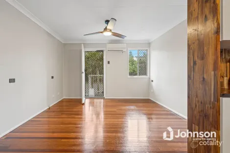 Property photo of 2/72 McFadden Street Wynnum QLD 4178