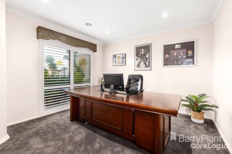 Property photo of 28 Delacombe Drive Mill Park VIC 3082