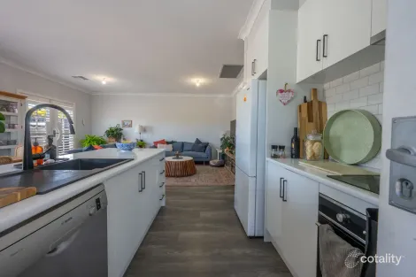 Property photo of 28 Outlook Road Black Point SA 5571