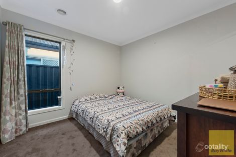 Property photo of 19 Beachmere Street Tarneit VIC 3029
