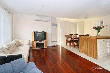 Property photo of 5 Jordan Place Roxburgh Park VIC 3064