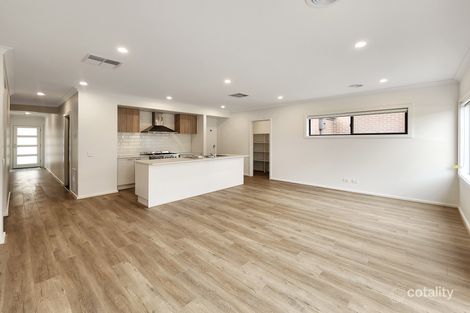 Property photo of 8 Kangaroo Way Armstrong Creek VIC 3217