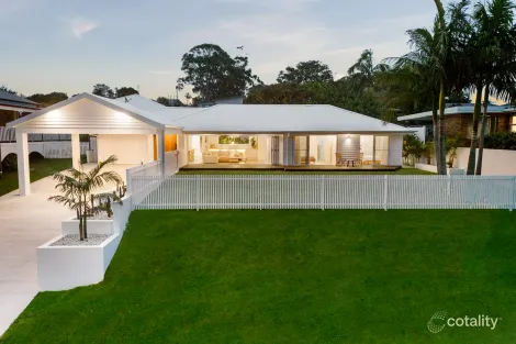 Property photo of 9 Pacific Drive Banora Point NSW 2486