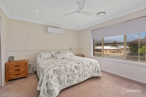 Property photo of 21 Lamilla Street Glenfield Park NSW 2650