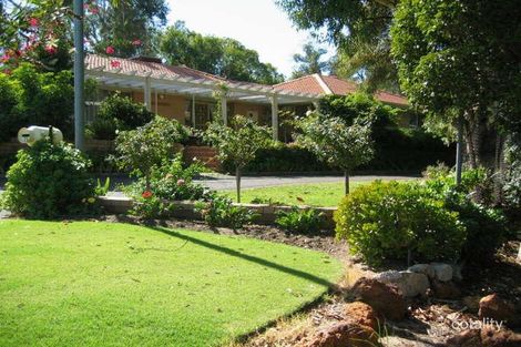 25 Glenwood Ave, Helena Valley, WA 6056