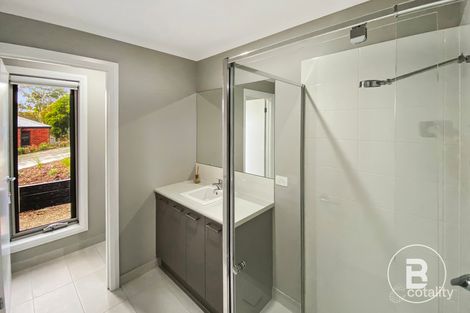 714b Bond St, Mount Pleasant, VIC 3350