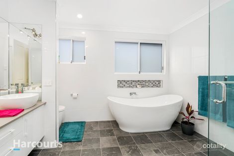Property photo of 27 Bowerbird Crescent St Clair NSW 2759