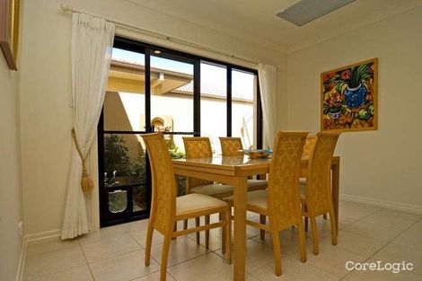 Property photo of 2008 Gracemere Gardens Circuit Hope Island QLD 4212